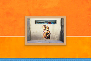 DOPEPICS : 0011 : Framed : African Kids In Barcelona