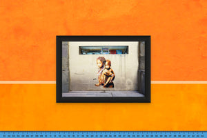 DOPEPICS : 0011 : Framed : African Kids In Barcelona
