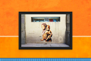 DOPEPICS : 0011 : Framed : African Kids In Barcelona